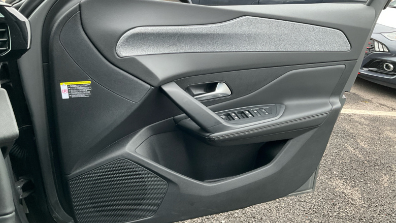 Peugeot 308 1.2 Hybrid 136 Allure 5dr e-DSC6 Petrol Hatchback